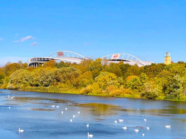 Red Bull Arena bei der Stadtrundfahrt Leipzig